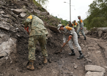 Envían 471 brigadas médicas para apoyar a 5 estados afectados